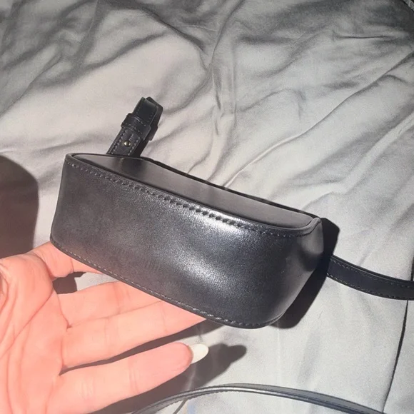 Celine Black Leather Crossbody with Gold Triomphe Hardware - Picture 4 of 12